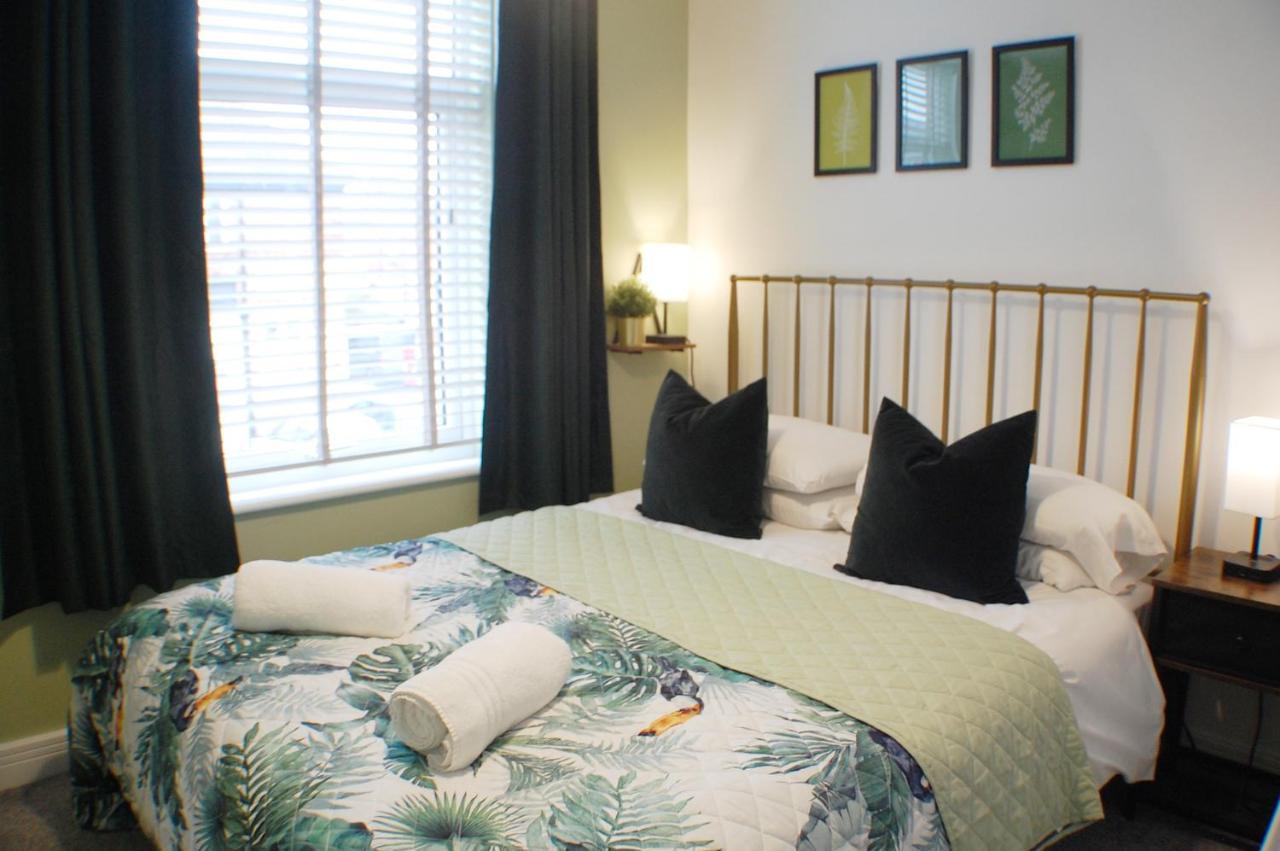 요크 Townhouse With Private Parking 빌라 외부 사진